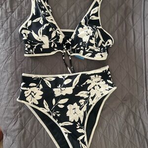 Cupshe Black and White Floral Bikini